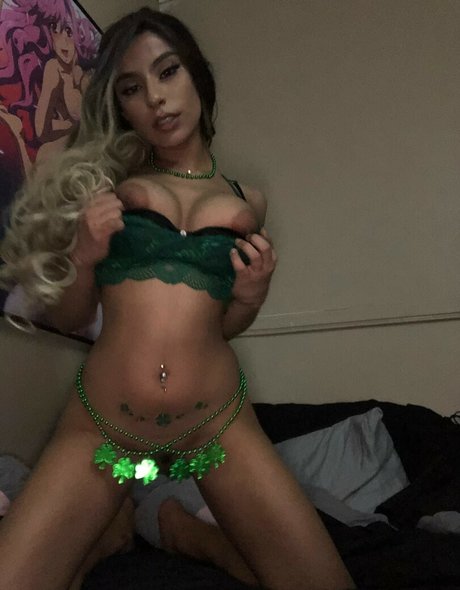 Valerie Ann TV exklusive nackt bild