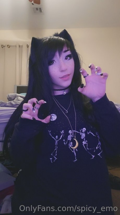 Spicyemo erotische pornostar galerie