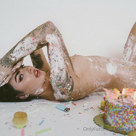 mittelgroße titten nur fans schöne exklusive foto