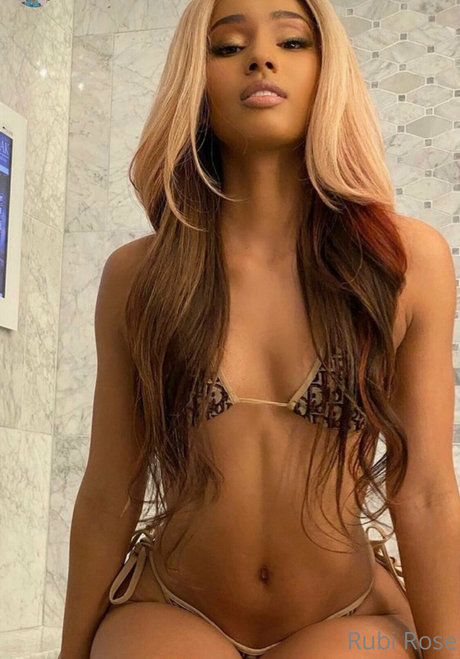 amateur-shemale onlyfans exklusive sex bilder