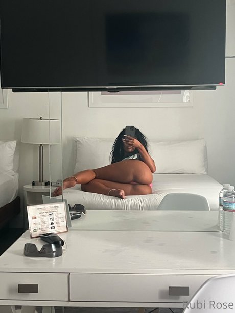 Rubi Rose perfekte pornographische foto
