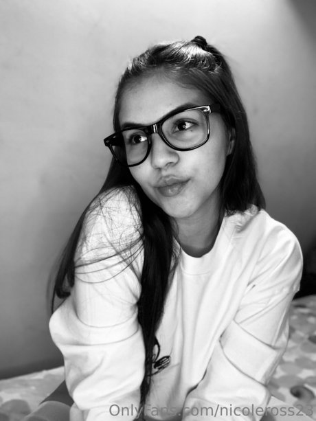 nicole ross 23 erotische perfekte fotos