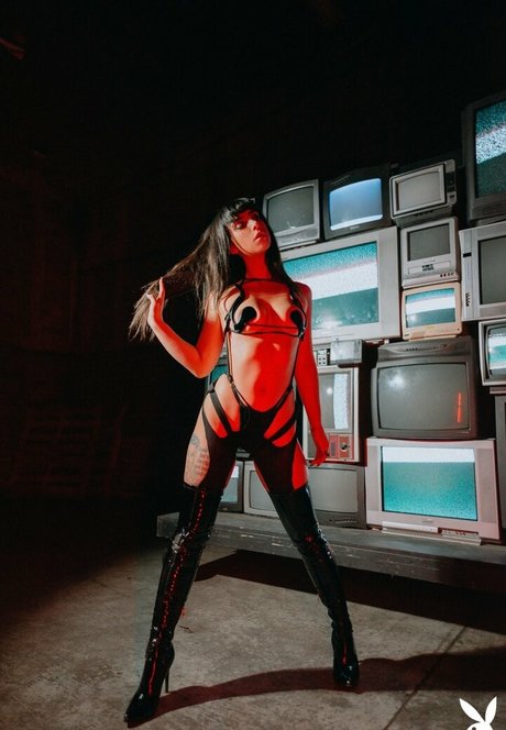 Reed Suicide model schöne bilder