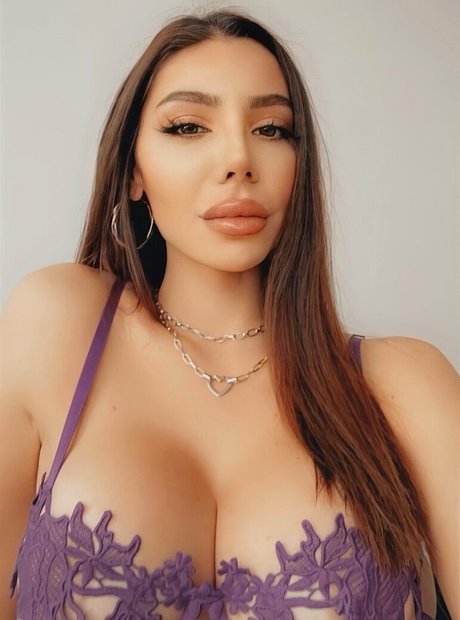 18 teen onlyfans freie erotische foto