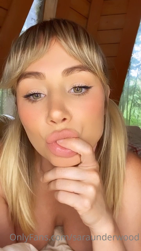 schwarze oma-onlyfans heiße perfekte foto