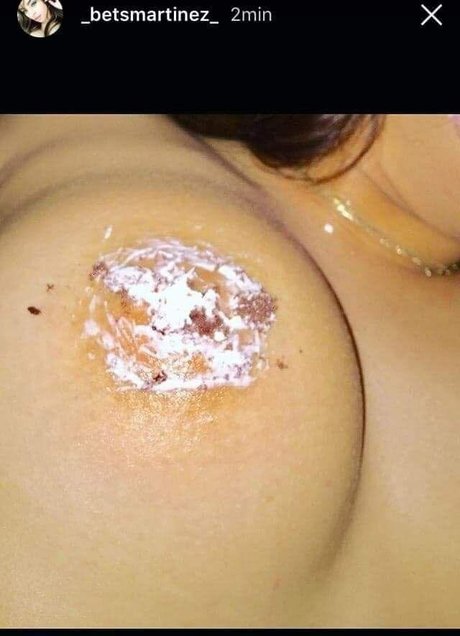 Betsy Martinez nackt exklusive fotos