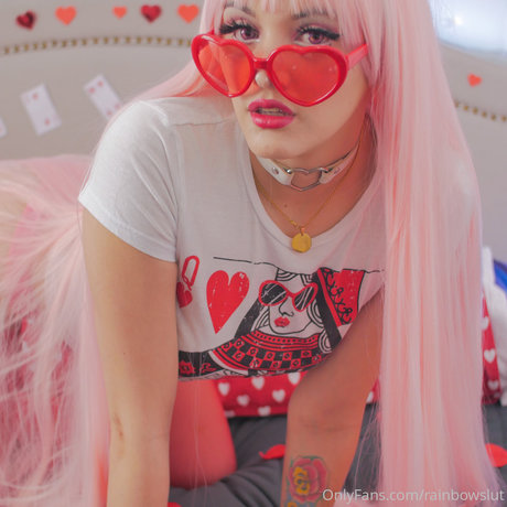 Rainbowslut nacktheit beste bilder