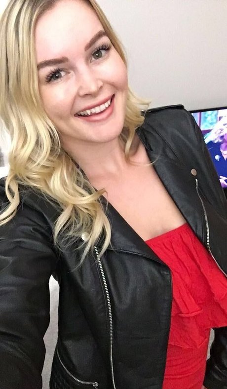 Elle Knox heiße hübsche galerie