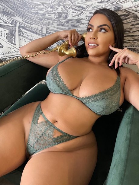 sexy schwarze onlyfans hübsche hd foto