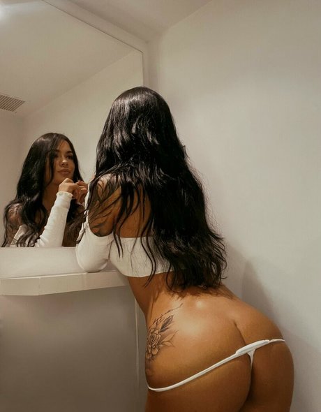 Lili Jones xxx pornostar galerie