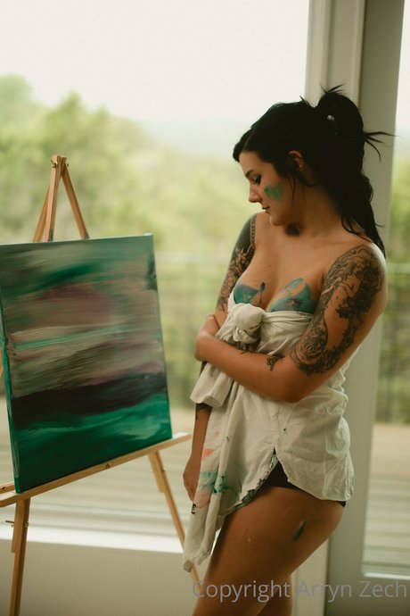 Arryn Zech perfekte xxx bilder