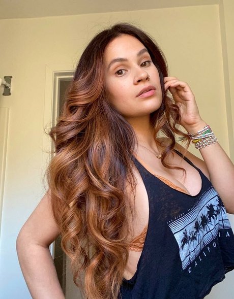 wunderschöne milf onlyfans porno nackten galerien