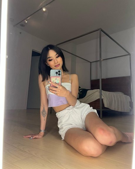 bbygirlmai sexy erotische bilder
