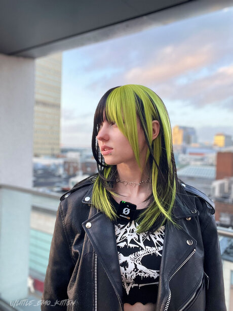 Little Emo Kitten pornographische pornostar galerie