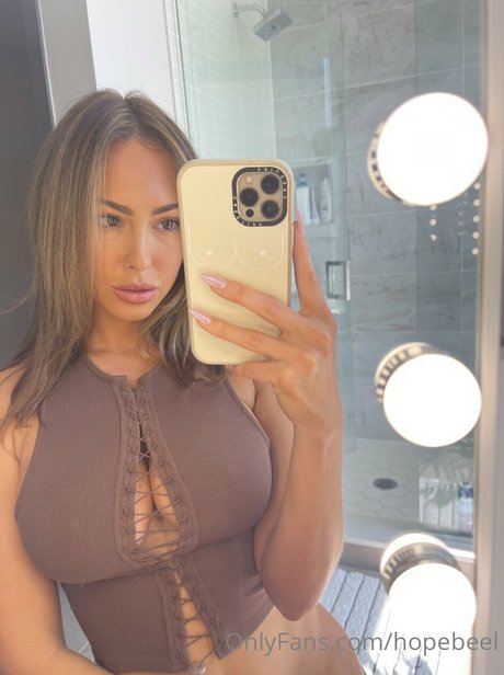 Hope Beel sexy nackte bilder