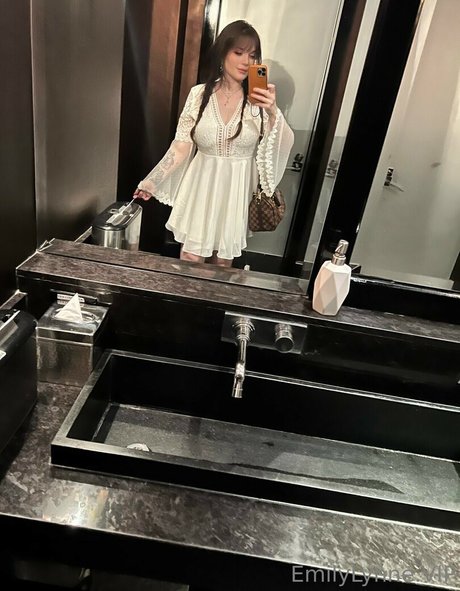 haarige asiatische onlyfans heiße sex foto