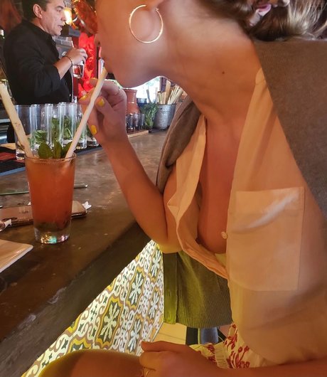 swingerfrau onlyfans nackte galerie