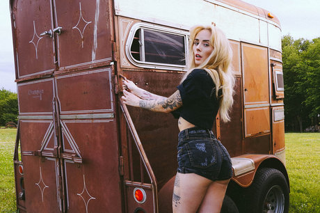 Alysha Nett sexy nackten fotos