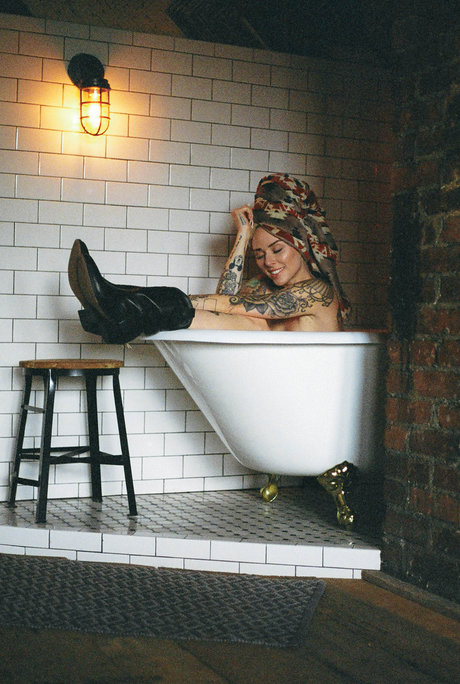 lockiges ebenholz nur fans top erotische archiv