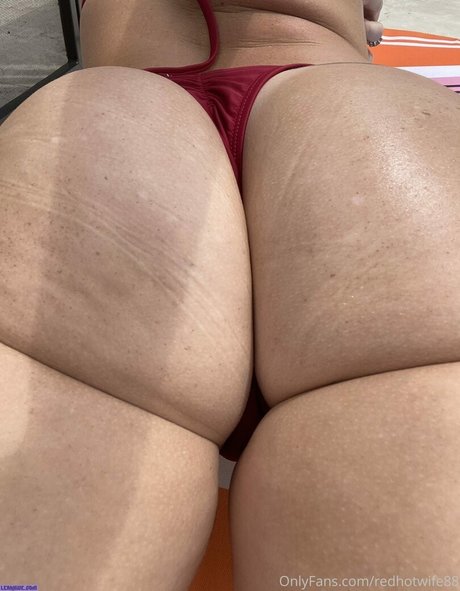 Redhotwife88 nacktheit exklusive archiv