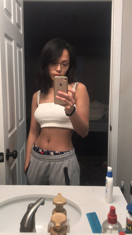 Chandradez freie nackt galerien