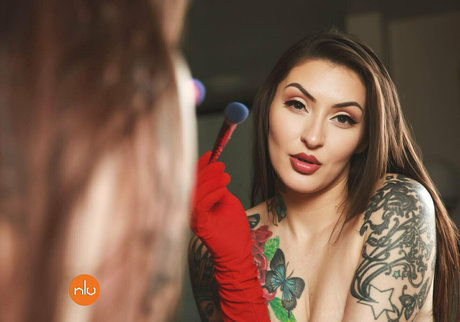 aus onlyfans exklusive sexy fotos