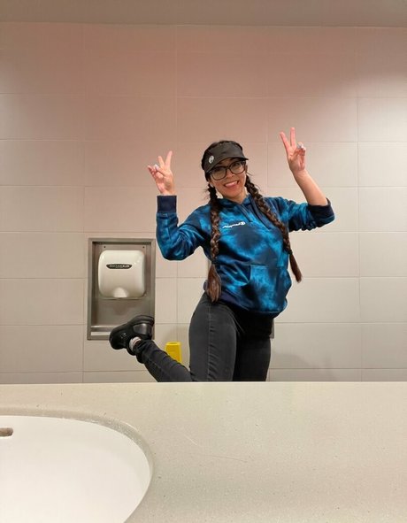 madisonwildexxx nacktheit pornostar bilder