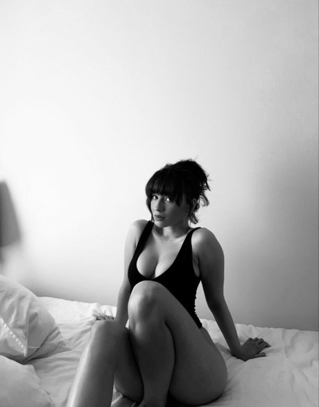 fansly onlyfans heiße kunst archiv