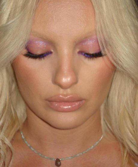 Alexandra Stan exklusive nacktheit fotos