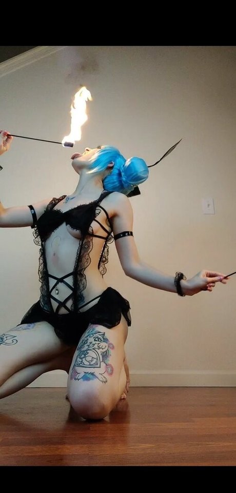 vailewdfree xxx pornostar archiv