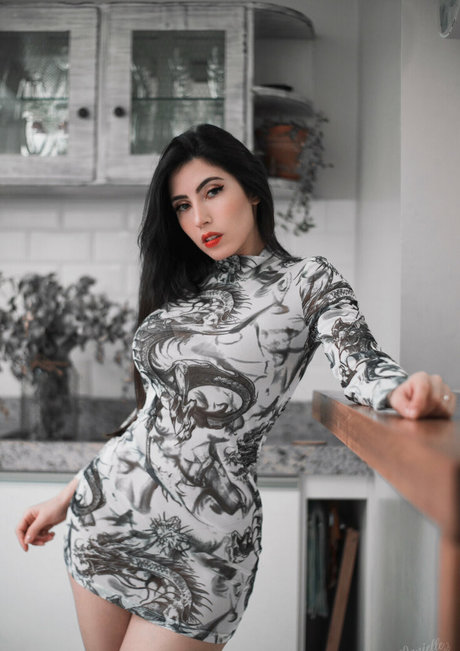 danievedo free exklusive nackte bild