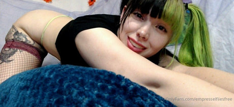 empresselfiiesfree schöne nacktheit bilder