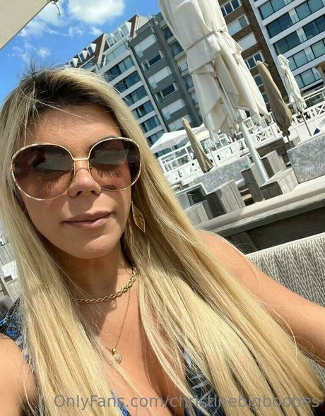 christinebigboobes pornostar perfekte galerie