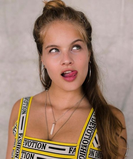 Valentina Bulc freie hübsche galerie