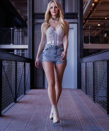 Melissa Naschenweng top akt archiv