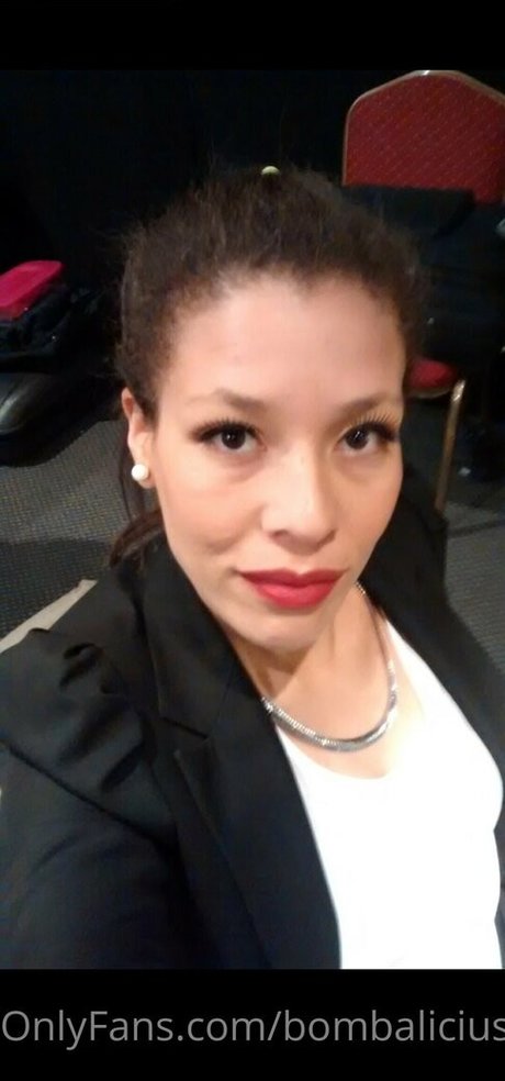 bombalicius nacktheit perfekte fotos