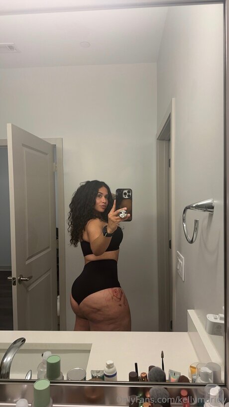 aus onlyfans nacktheit freie fotos