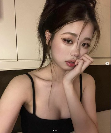 amberrllo erotische perfekte bilder