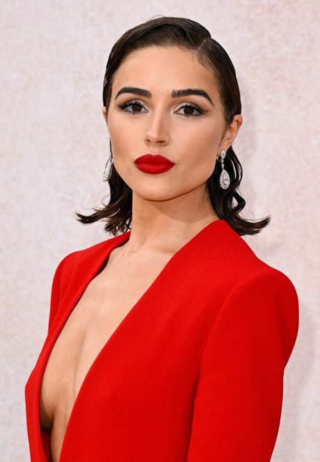 Olivia Culpo schauspielerin akt bild