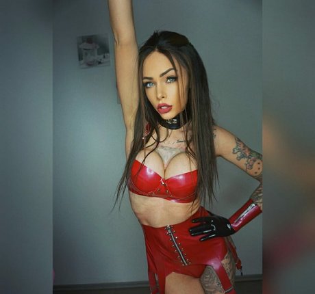 Tyra Kadney schauspielerin nackten galerien