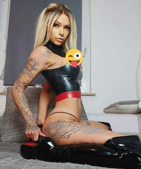 Tyra Kadney nacktheit schöne foto