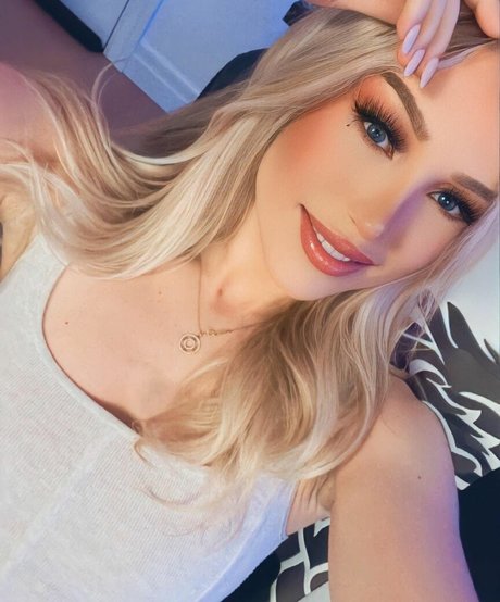 Emerome freie nackten bild