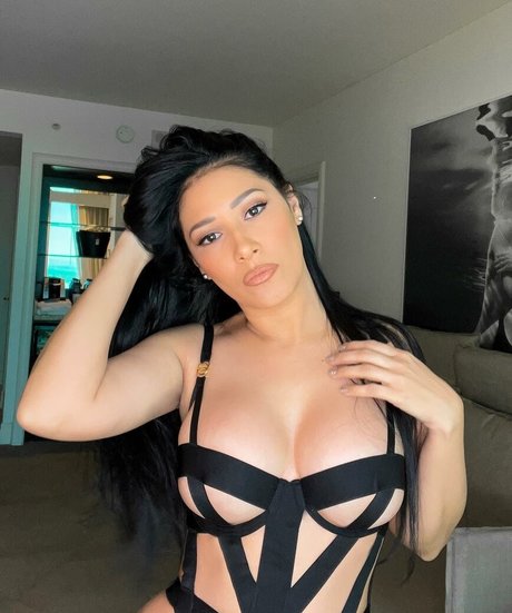 Simaria schöne erotische galerien