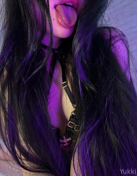 yuukimoon nacktheit top bild