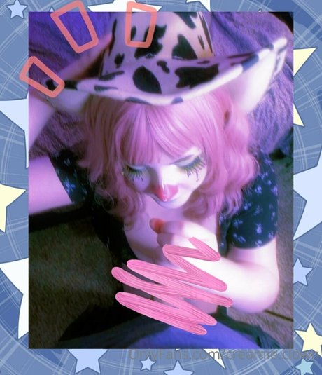 Creamieclown sexy top fotos