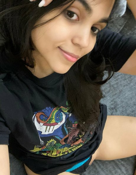 dicke rothaarige onlyfans xxx kunst bild