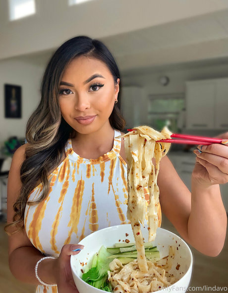 lindavo erotische pornografische fotos