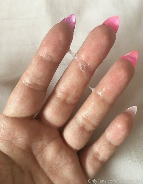 cptpartytits model schöne fotos