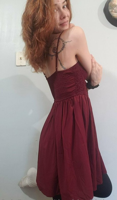 thegirlewiththecursemark porno pornostar foto