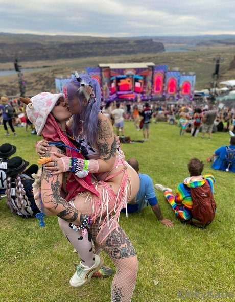 kinkykaoskings erwachsene nackten archiv